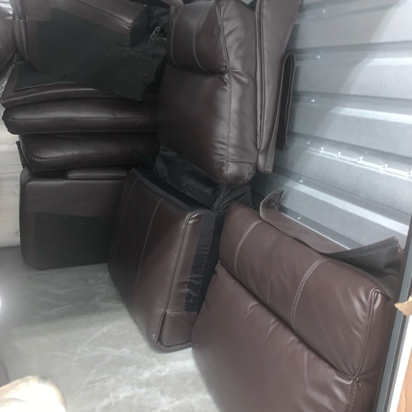 Saul expresso sectional couch practically new! - Picture 3 of 5